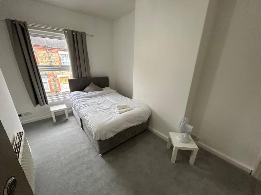 Perfect Home From Home In Stoke On Trent Etruria Buitenkant foto